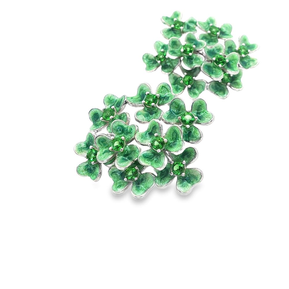 clover green stones green pearly glazed earrings