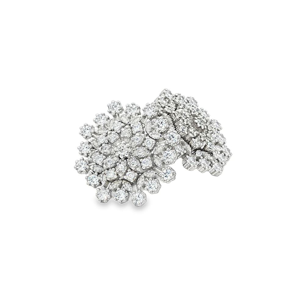 flake crystal earrings