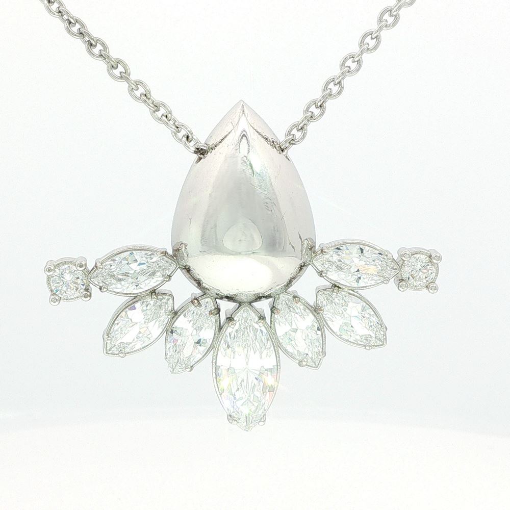AURORA CRYSTAL STONES NECKLACE