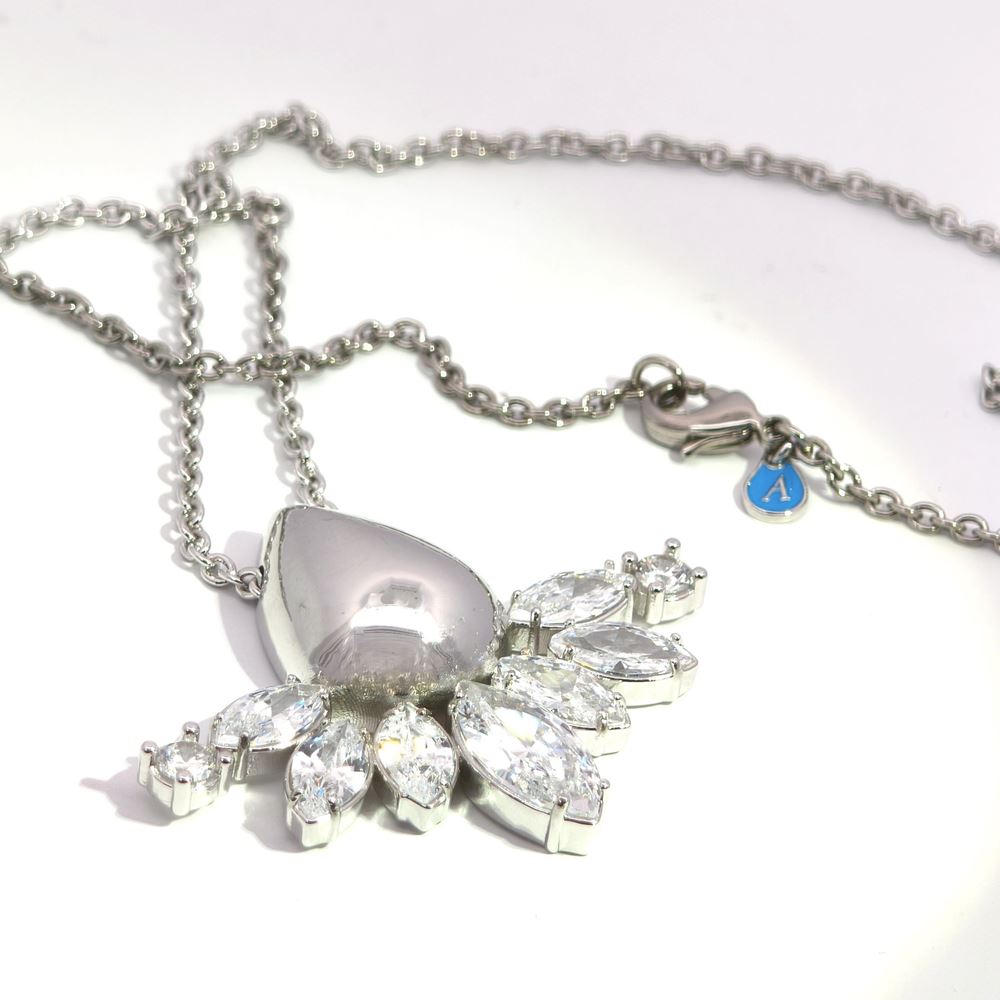 AURORA CRYSTAL STONES NECKLACE
