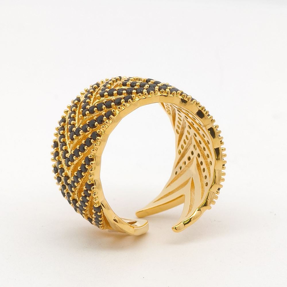 GRACE GOLD BLACK STONES RING
