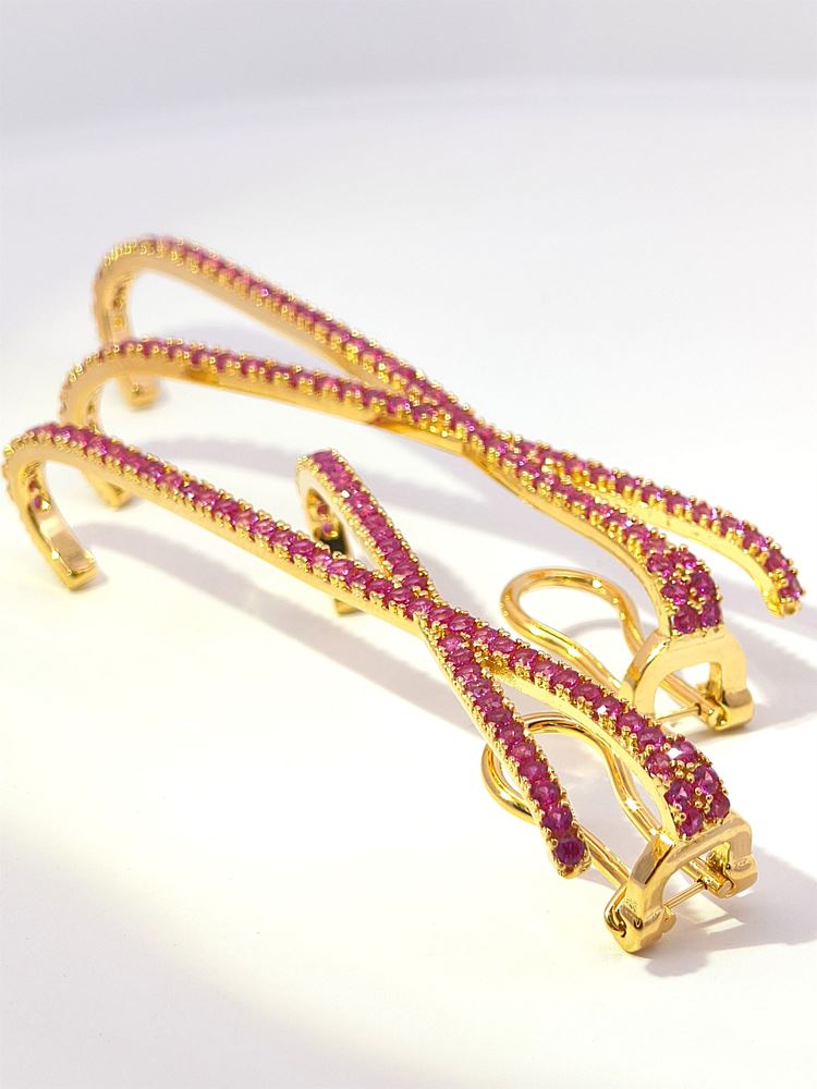 CROSS GOLD RUBY STONES EARRINGS