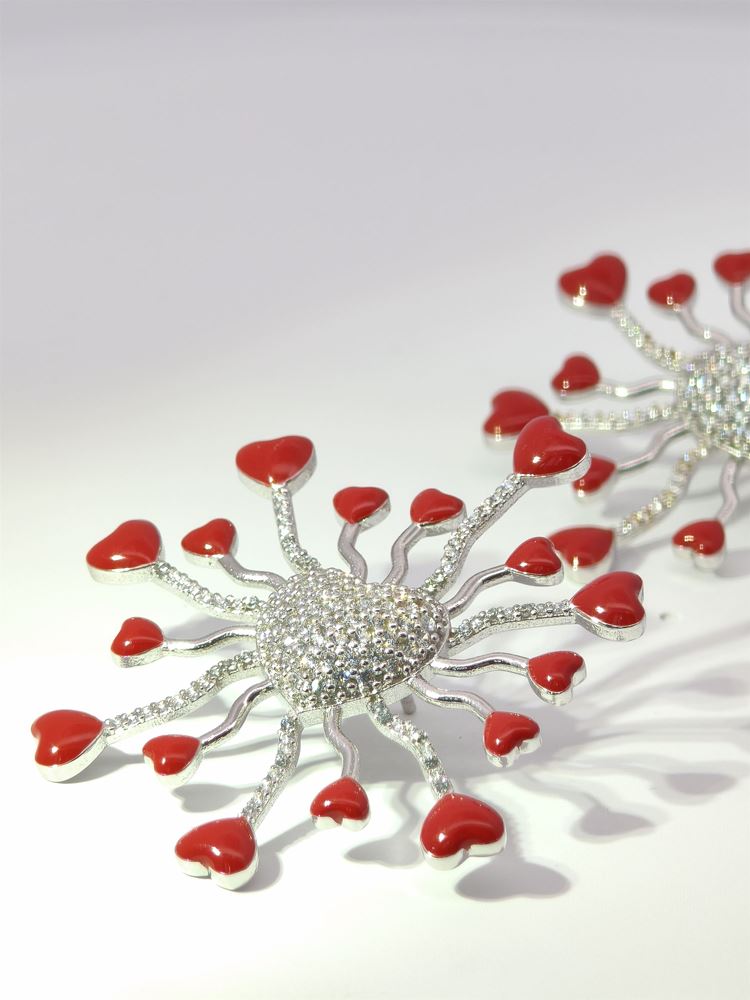 DALì CRYSTAL STONES RED GLAZED EARRINGS