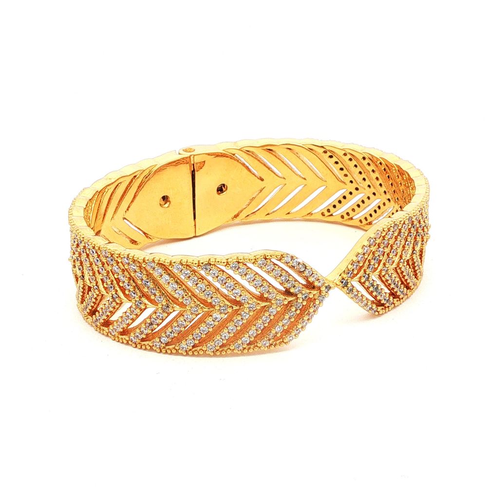 GRACE GOLD CRYSTAL STONES BRACELET