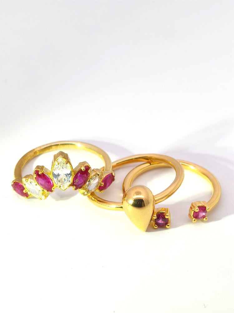 AURORA GOLD CRYSTAL&RUBY STONES EARRINGS
