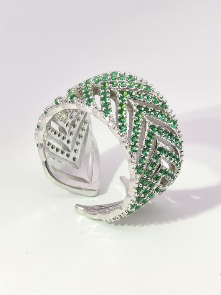 GRACE GREEN STONES RING