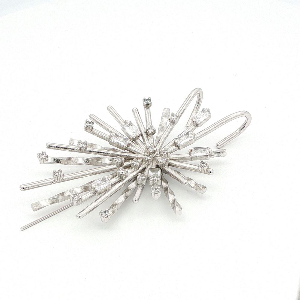 BIG FIREWORK CRYSTAL STONES SINGLE EARCUFF