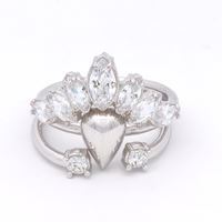 AURORA CRYSTAL STONES RING